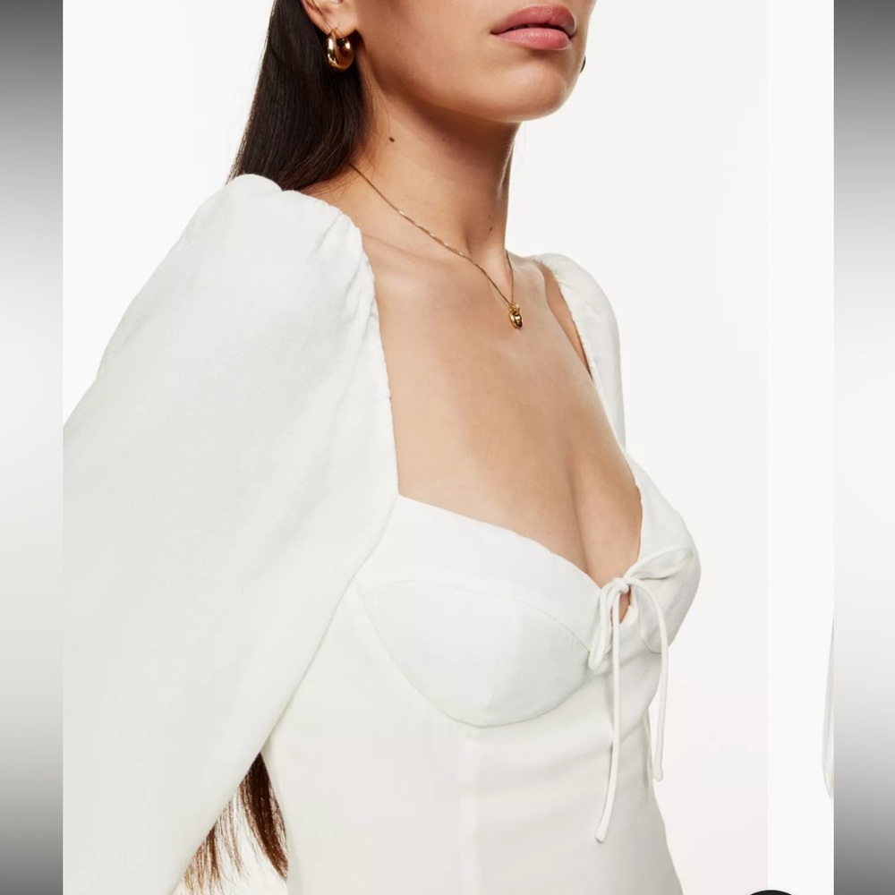 Wilfred novella blouse like new (puff sleeve / off shoulder corset top)